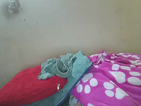 Snapshot of zairabreze chatting on 02.23.26 zairabreze online show from 02.23.26