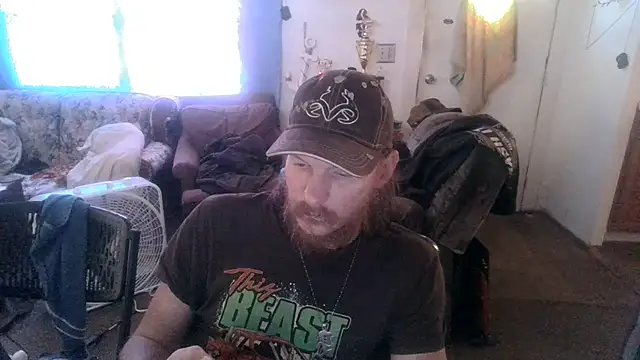 Poundtown1226 online show from 09.16.25