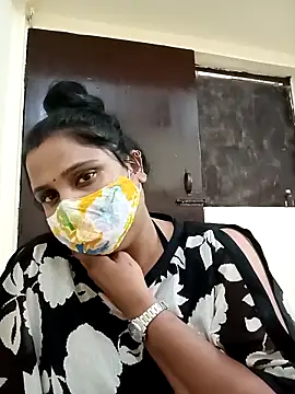 Shikha-mehra7 online show from 10.07.25