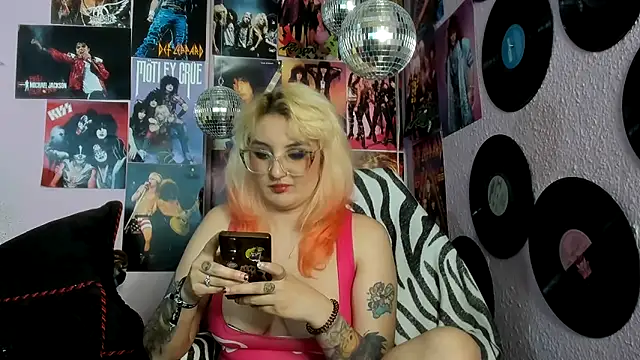 Avril Maria online show from 03.21.26