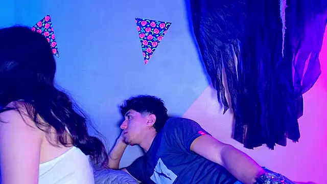 Snapshot of Laura_and_Kevin chatting on 10.23.25 Laura and Kevin online show from 10.23.25