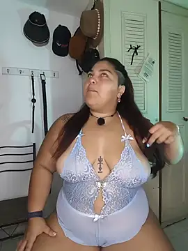 Snapshot of kendra_lil_evill chatting on 07.14.26 kendra lil evill online show from 07.14.26