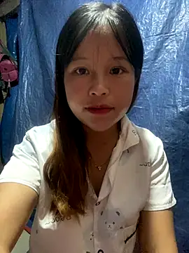 Snapshot of O_o_UwU_o_O chatting on 09.10.25 O o UwU o O online show from 09.10.25