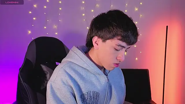 onlinenico online show from 12.05.25