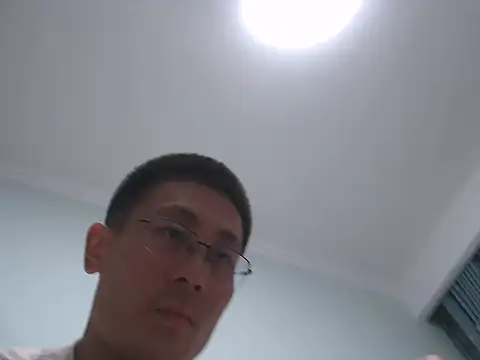 Snapshot of miniyellower chatting on 09.23.25 miniyellower online show from 09.23.25