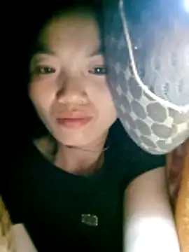 ngan-cute online show from 12.20.25