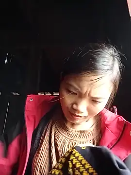 Snapshot of ngan-cute chatting on 06.14.26 ngan-cute online show from 06.14.26