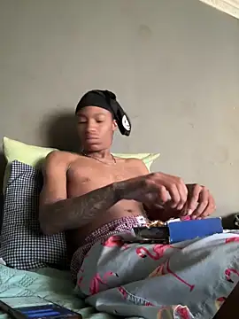 Tookey012 online show from 10.10.25