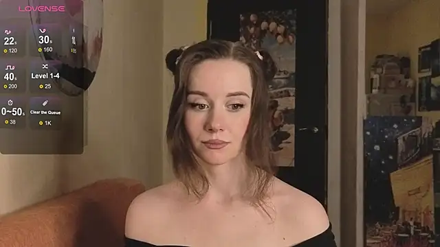 SkyHelen online show from 04.13.26