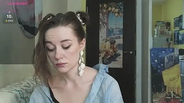 SkyHelen online show from 04.15.26