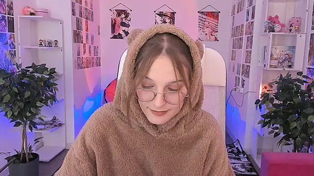 Snapshot of JenniferKiim chatting on 11.03.25 JenniferKiim online show from 11.03.25