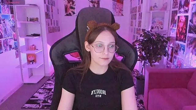 Snapshot of JenniferKiim chatting on 02.11.26 JenniferKiim online show from 02.11.26