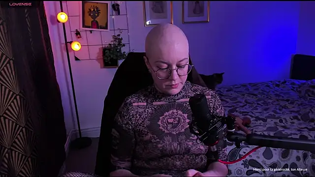 Snapshot of MossPrince chatting on 11.07.25 MossPrince online show from 11.07.25