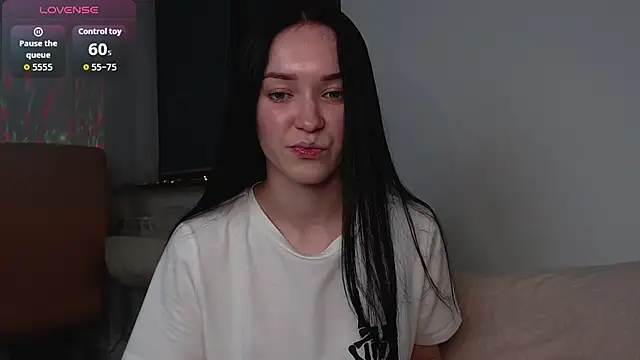 Veliora online show from 10.29.25