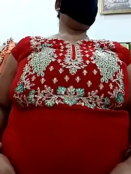 Rakhi sawant143 online show from 10.26.25