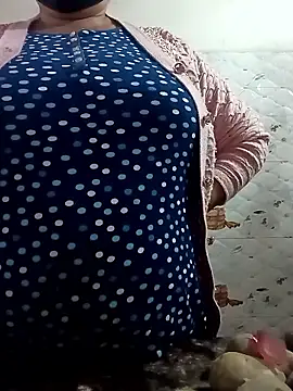 Rakhi sawant143 online show from 01.16.26