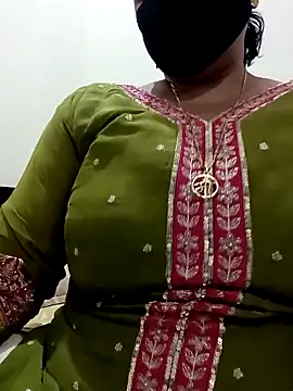 Rakhi sawant143 online show from 02.17.26