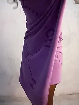 Snapshot of venuki_ihalagamage chatting on 02.28.26 venuki ihalagamage online show from 02.28.26