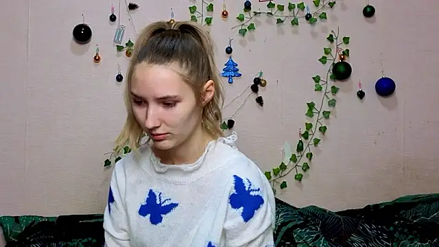  kikiclark   online show from 01.17.26