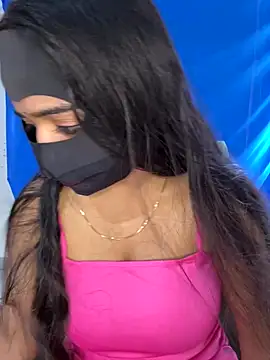 Snapshot of DesiSexyMonika chatting on 10.03.25 DesiSexyMonika online show from 10.03.25