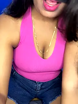 Snapshot of DesiSexyMonika chatting on 11.05.25 DesiSexyMonika online show from 11.05.25