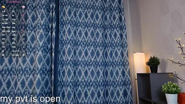 AntonelaAmeli online show from 11.11.25