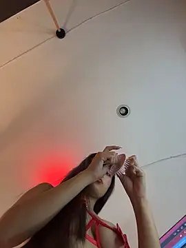 Juanita-Diaz online show from 01.06.26