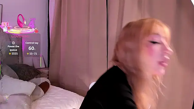 Mayajhons online show from 12.16.25