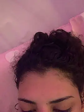 Snapshot of luluzinhax chatting on 01.19.26 luluzinhax online show from 01.19.26