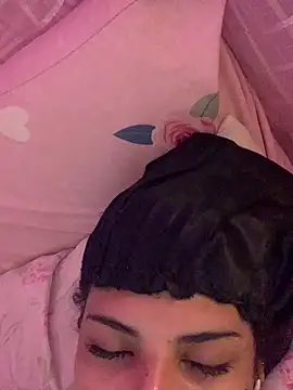 Snapshot of luluzinhax chatting on 02.05.26 luluzinhax online show from 02.05.26