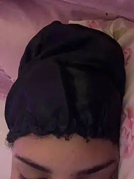 Snapshot of luluzinhax chatting on 02.07.26 luluzinhax online show from 02.07.26