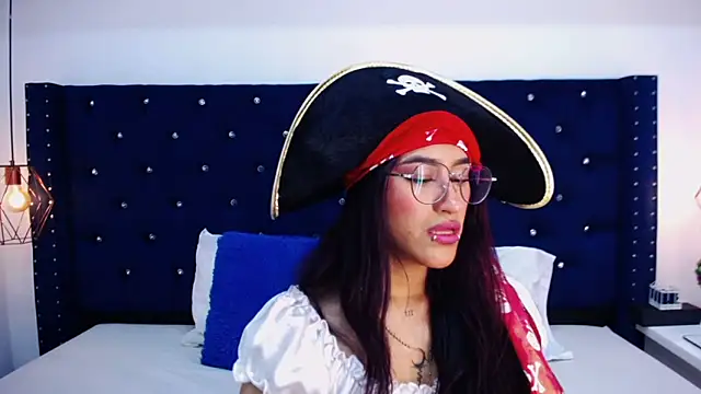 miss aris online show from 10.20.25