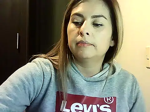 Valery  Rouse  online show from 02.14.26