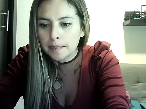 Snapshot of Valery__Rouse_ chatting on 04.28.26 Valery Rouse online show from 04.28.26