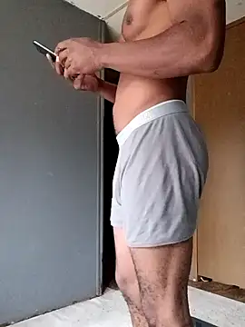 CaramelBrownBBC14 online show from 11.20.25