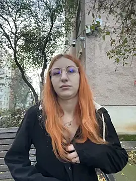 DaddysLittleSlutfox online show from 11.12.25