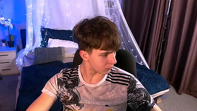 travis wolf  online show from 11.23.25