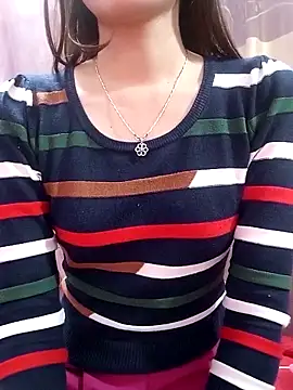 CherryBeii online show from 11.16.25