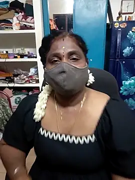 Snapshot of Tamil_Kavitha10 chatting on 04.30.26 Tamil Kavitha10 online show from 04.30.26