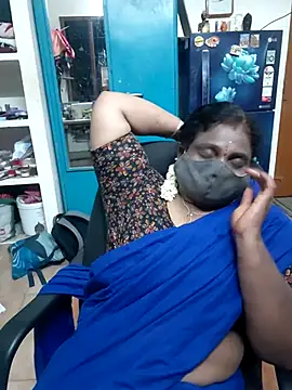 Snapshot of Tamil_Kavitha10 chatting on 04.30.26 Tamil Kavitha10 online show from 04.30.26
