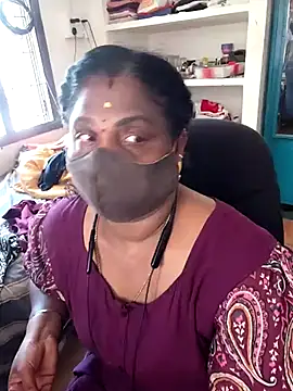 Snapshot of Tamil_Kavitha10 chatting on 06.23.26 Tamil Kavitha10 online show from 06.23.26