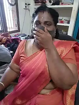 Snapshot of Tamil_Kavitha10 chatting on 07.05.26 Tamil Kavitha10 online show from 07.05.26