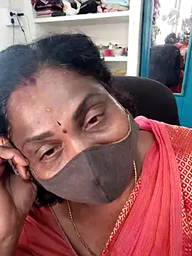 Snapshot of Tamil_Kavitha10 chatting on 07.05.26 Tamil Kavitha10 online show from 07.05.26
