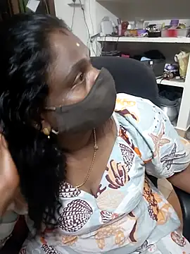 Snapshot of Tamil_Kavitha10 chatting on 07.05.26 Tamil Kavitha10 online show from 07.05.26