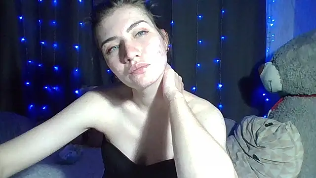 Snapshot of Nancy_Luna chatting on 09.26.25 Nancy Luna online show from 09.26.25