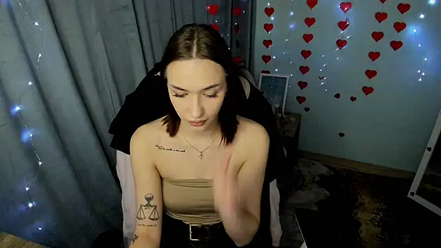 Snapshot of Bella_Night4 chatting on 03.21.26 Bella Night4 online show from 03.21.26