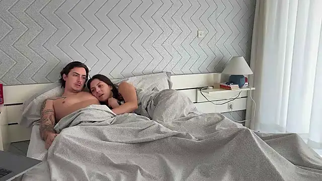 Cam-FrenchKiss online show from 09.21.25