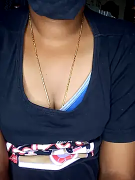 Snapshot of SindhuHappy chatting on 09.09.25 SindhuHappy online show from 09.09.25