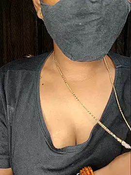 Snapshot of SindhuHappy chatting on 09.26.25 SindhuHappy online show from 09.26.25