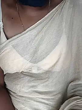 Snapshot of SindhuHappy chatting on 10.06.25 SindhuHappy online show from 10.06.25